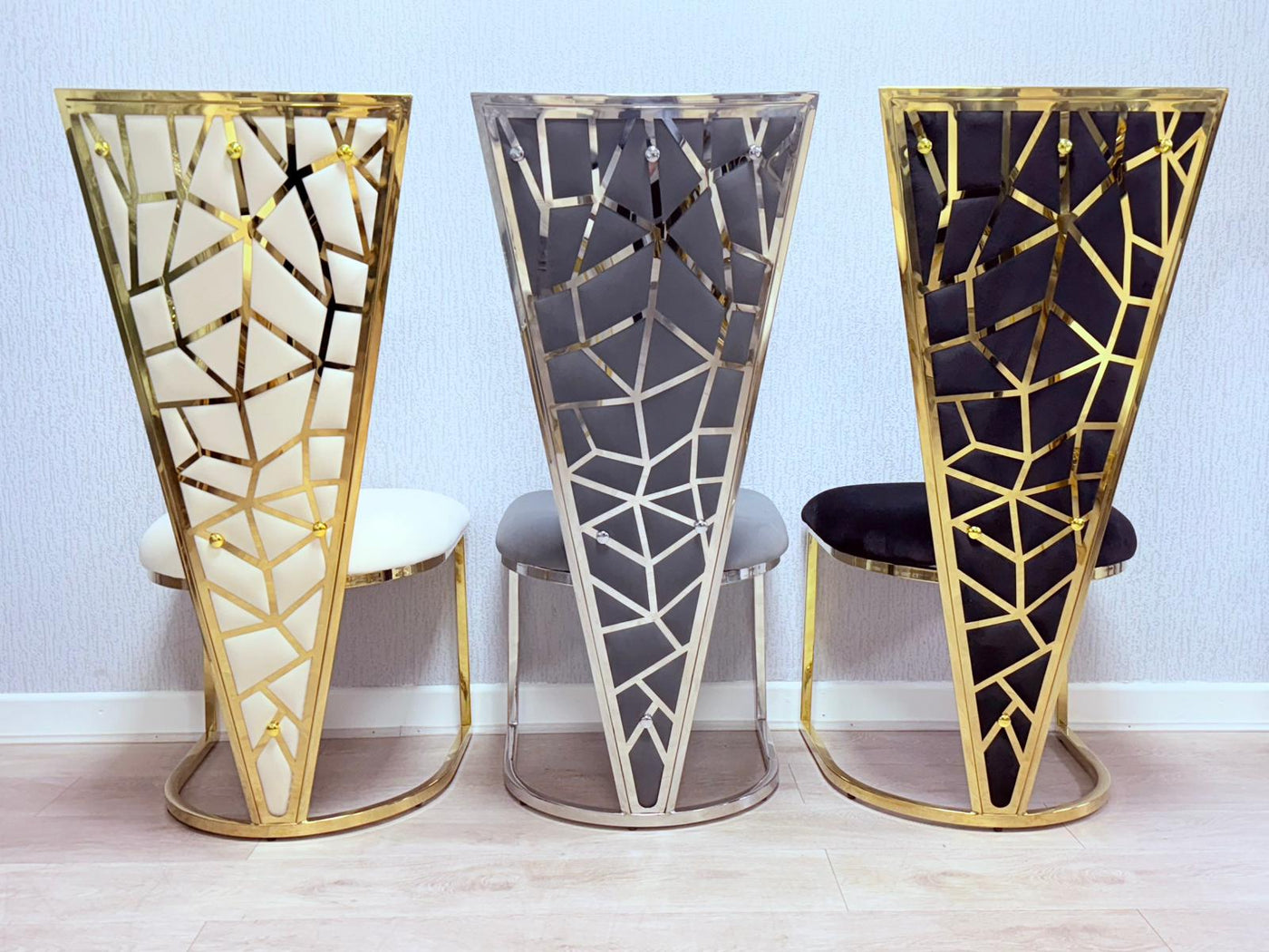 Posidon High Back Black/Gold Plush Velvet Dining Chair
